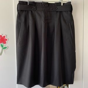 BCBGMaxAzria Black Pleated Skirt Size 6
